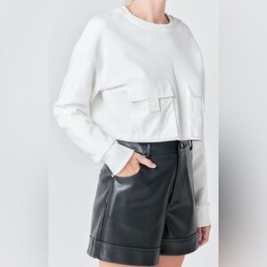 White Cropped Sweatshirt with Style extension!